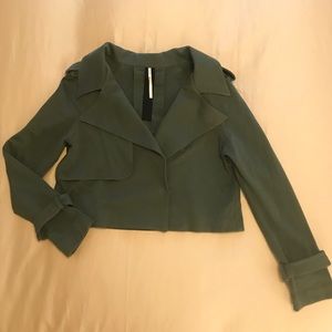 Cropped Jacket in light cotton knit